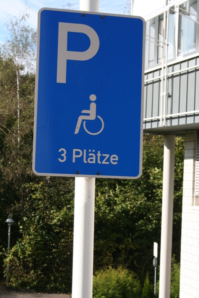 Schild Behindertenparkplatz